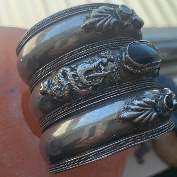 Free people brass cuff preowned - Picture 3 of 11